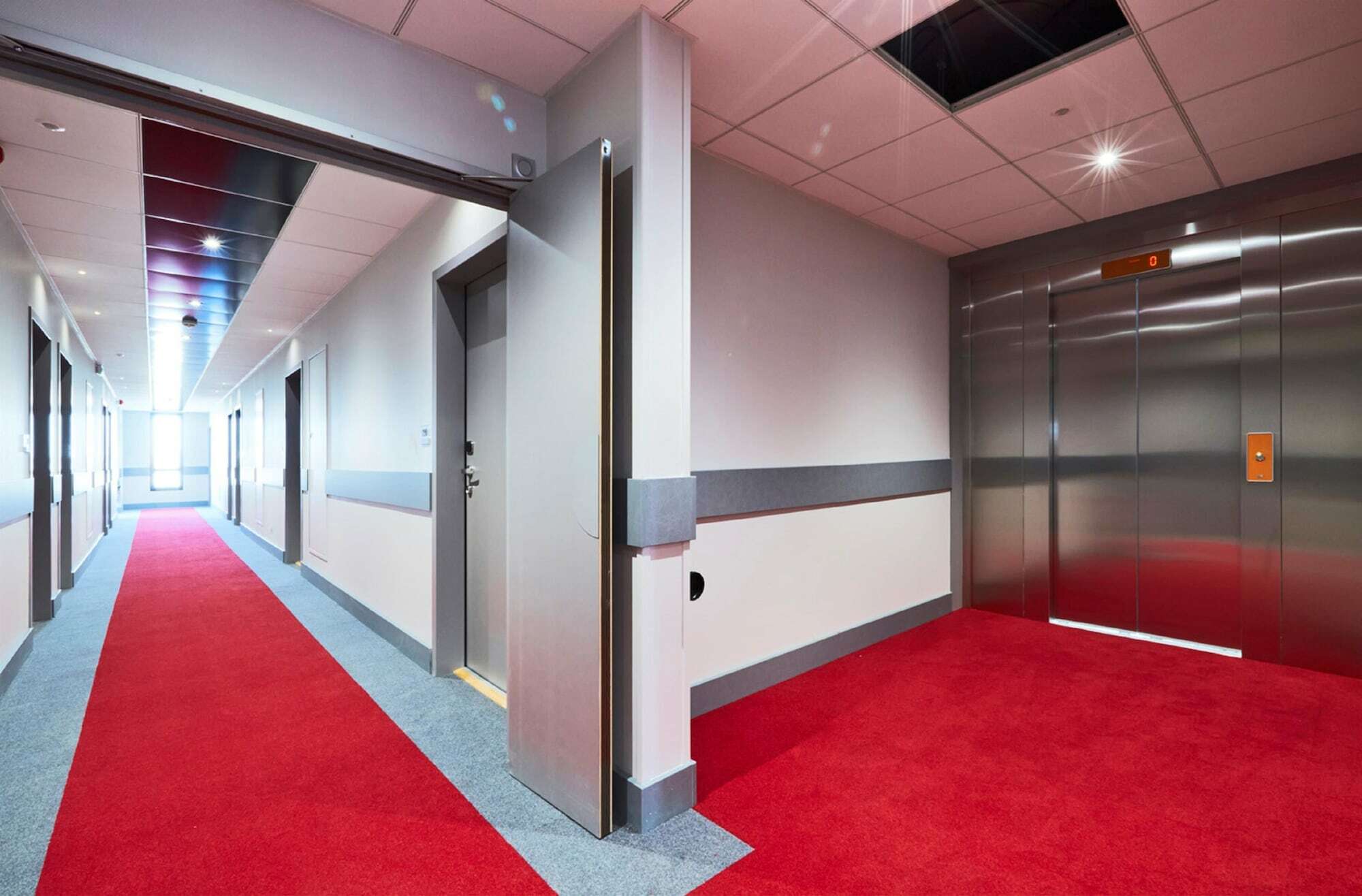 Premiere Classe Lyon - Saint Priest Eurexpo Exterior foto